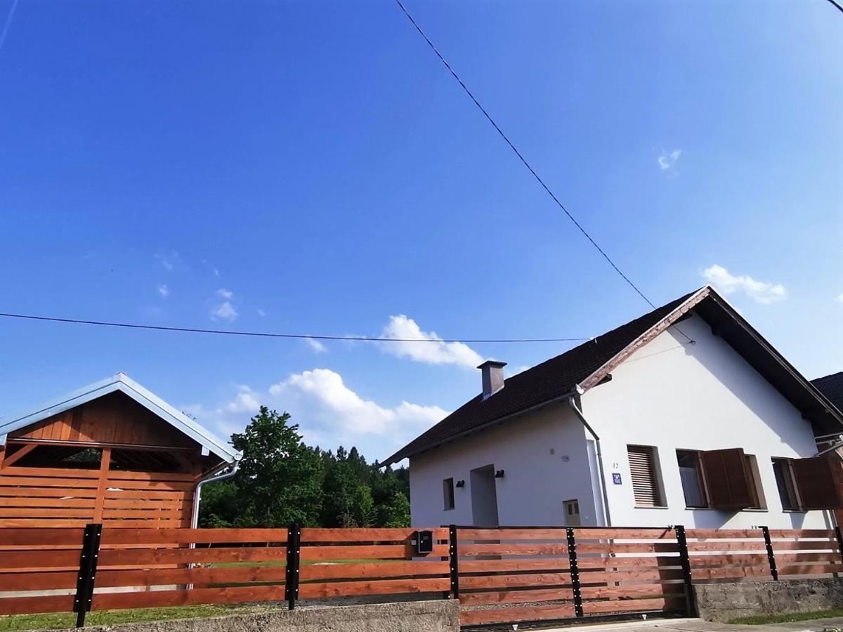 Holiday Home Little House On Papuk Slatinski Drenovac ภายนอก รูปภาพ